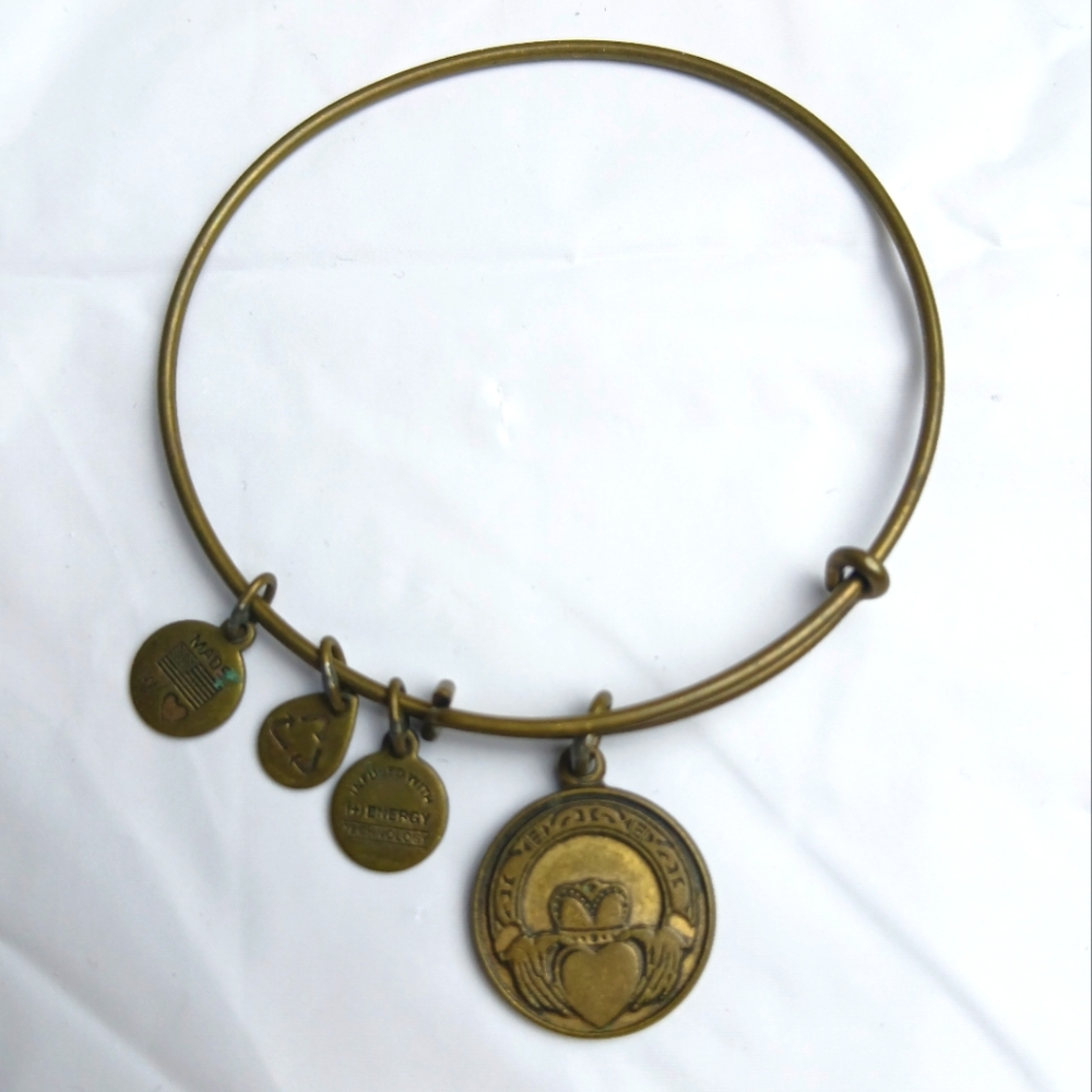 Alex & Ani‎ 2015 Goldtone  Irish Claddagh Charm Bangle Bracelet
